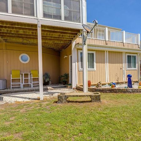 Sneads Ferry Vacation Rental Studio With Water Views Екстериор снимка