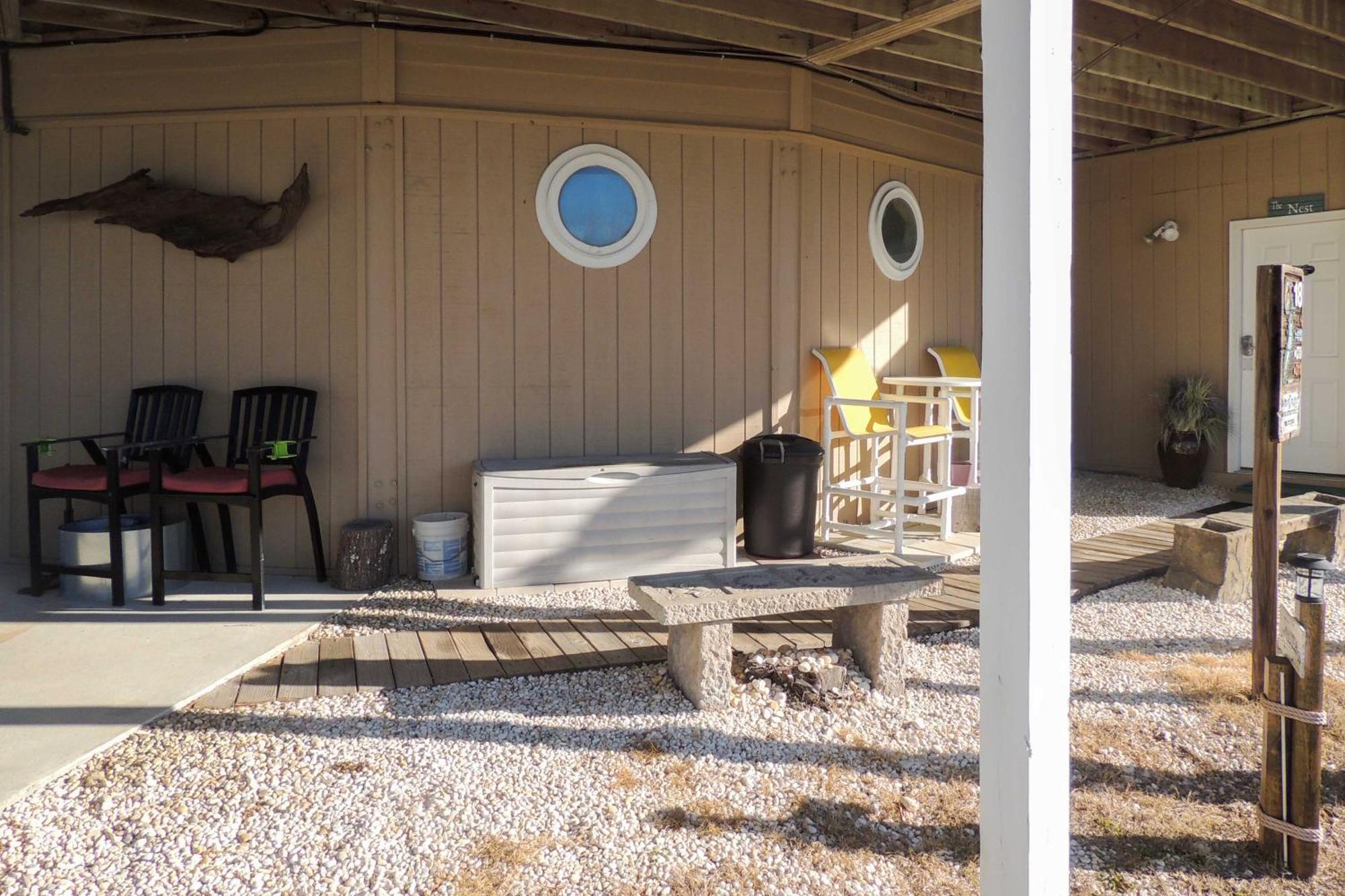 Sneads Ferry Vacation Rental Studio With Water Views Екстериор снимка